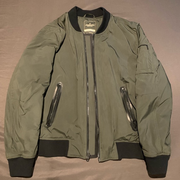 American Eagle Army Green Light Bomber Jacket - Picture 2 of 2